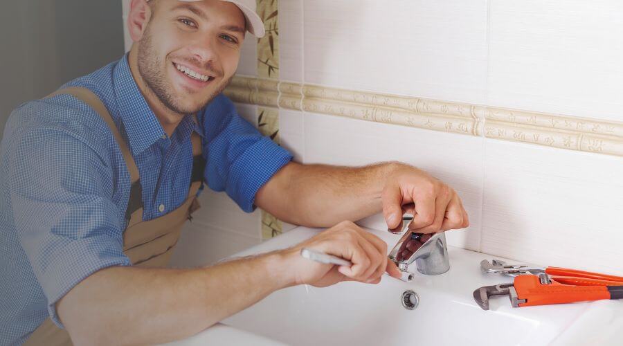 Expert burst pipe repair services in Willshire, OH
